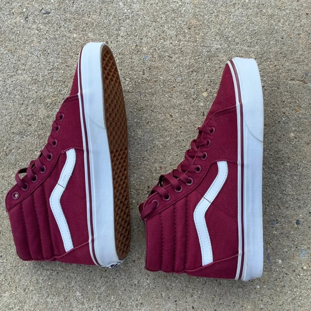 Vans Sk8-Hi Burgundy Maroon Canvas High Top Sneakers Mens 7 Womens 8.5 721356